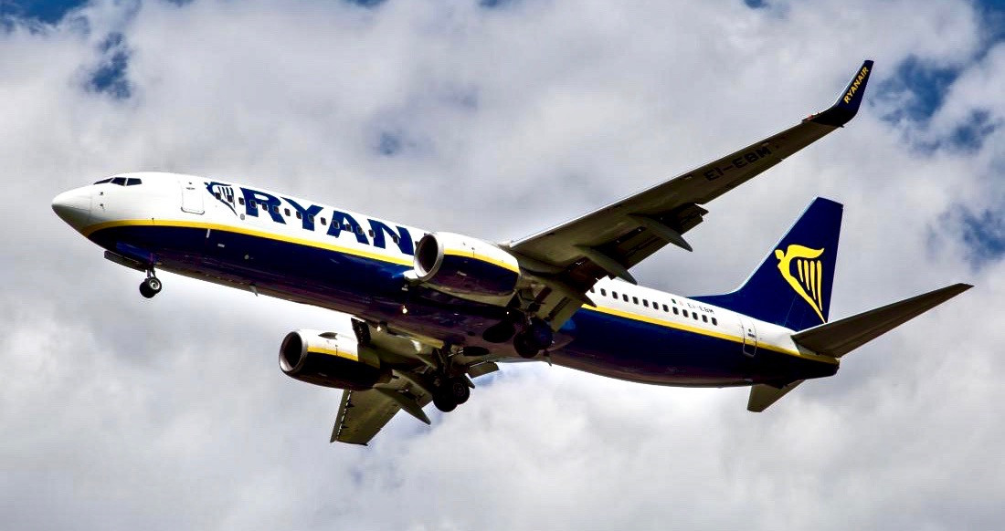 Many Injured After Ryanair Flight Loses Pressure