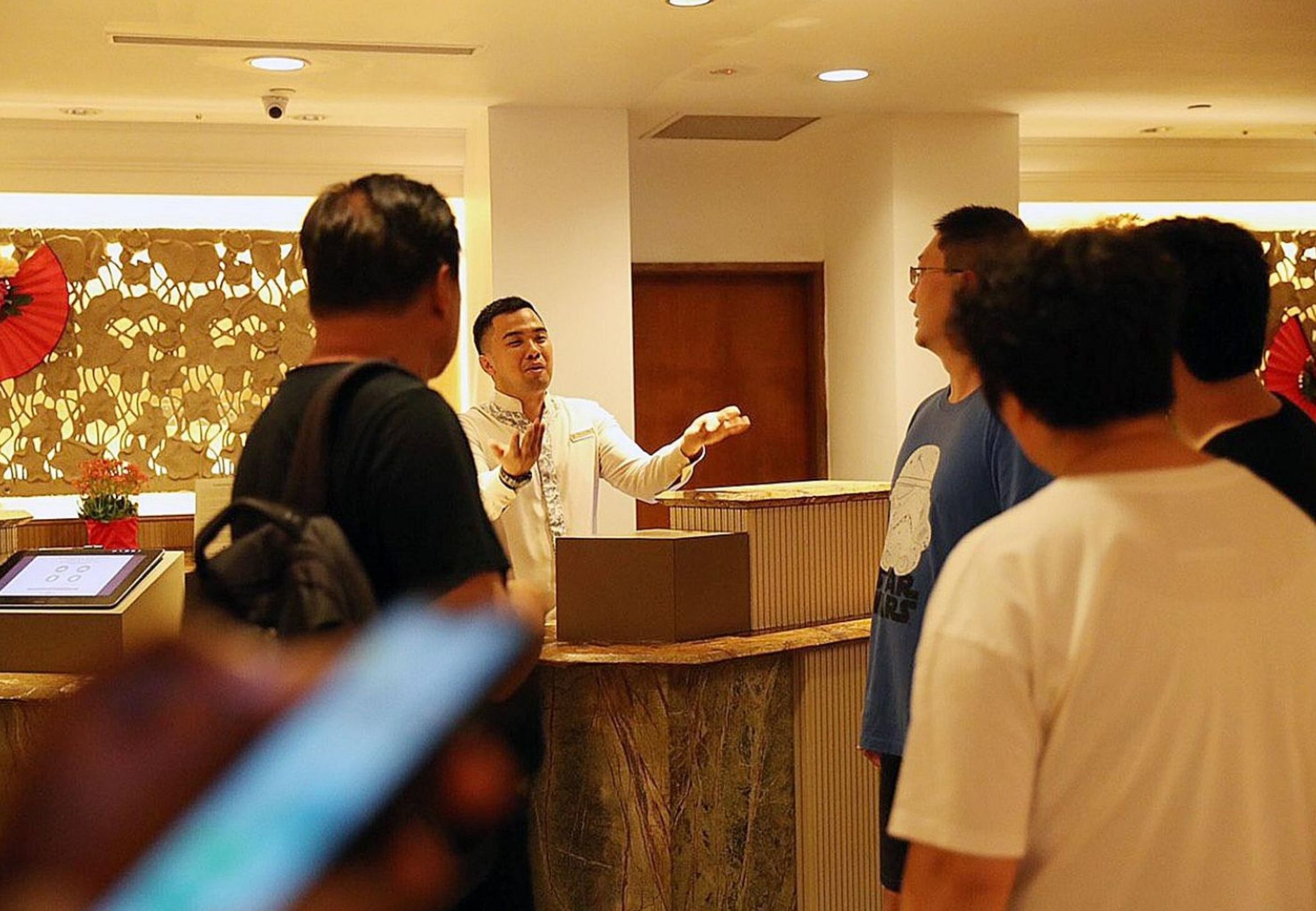 I Found Bed Bugs In My Hotel Room, Here Are 7 Things I Do Now Before