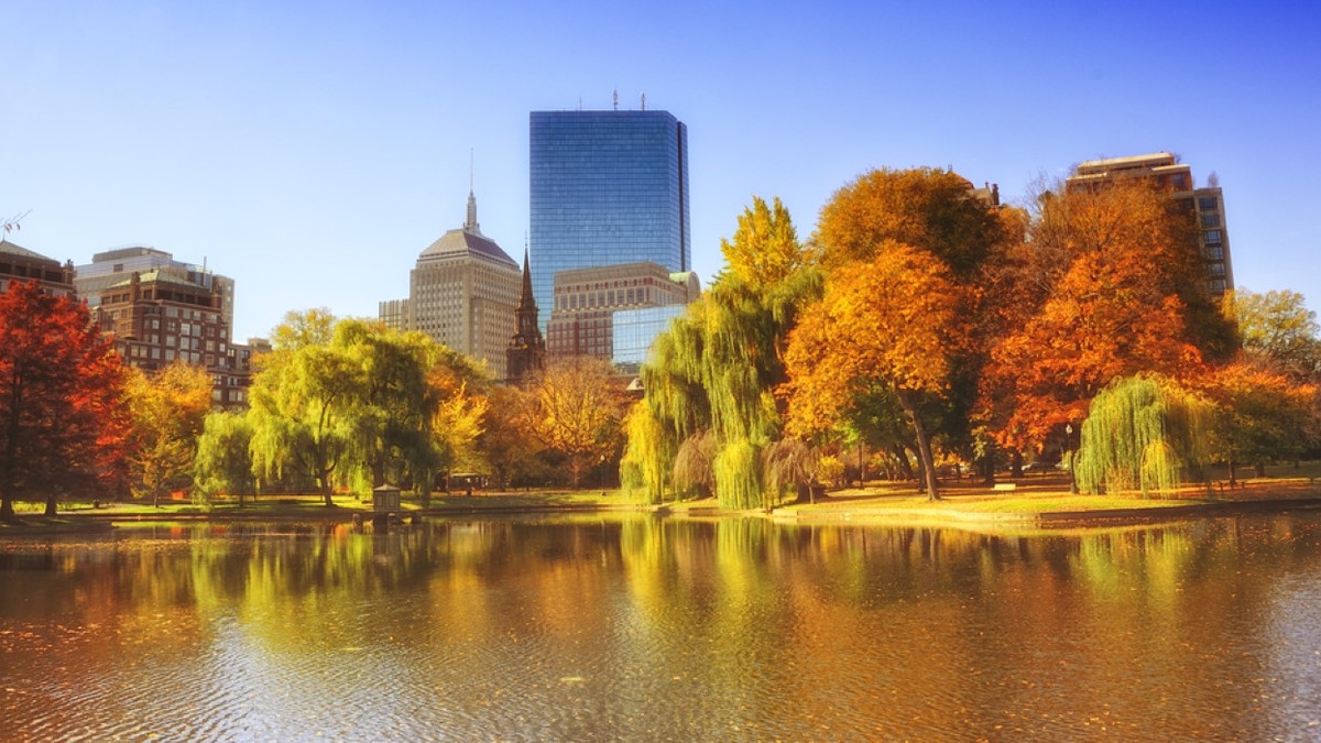 10 Places To Visit In Massachusetts This Fall (That Do Not Include Salem)