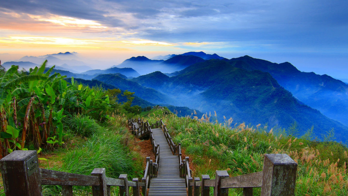 Leave Taipei Behind: See Taiwan's Scenery & Remote Side On This 5-Day Tour