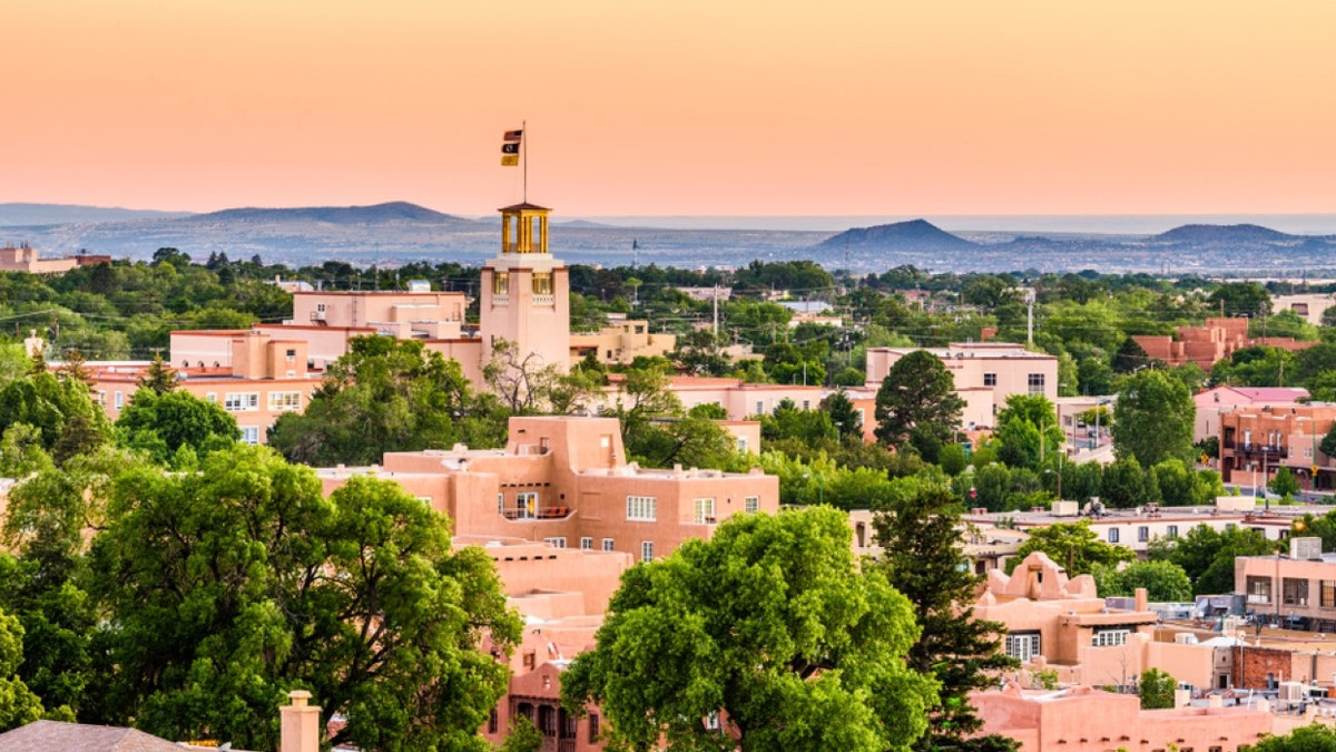 You Should Visit Santa Fe During These Months (To Do These Things)
