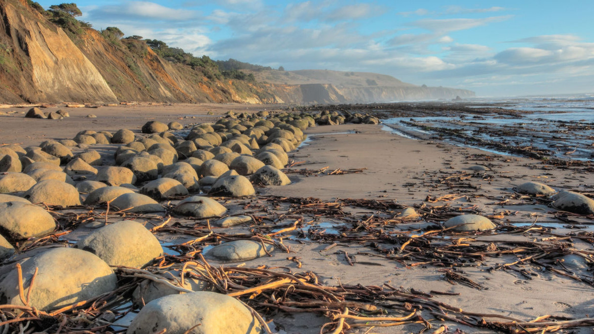 Where Is California's Bowling Ball Beach? (How To Visit)