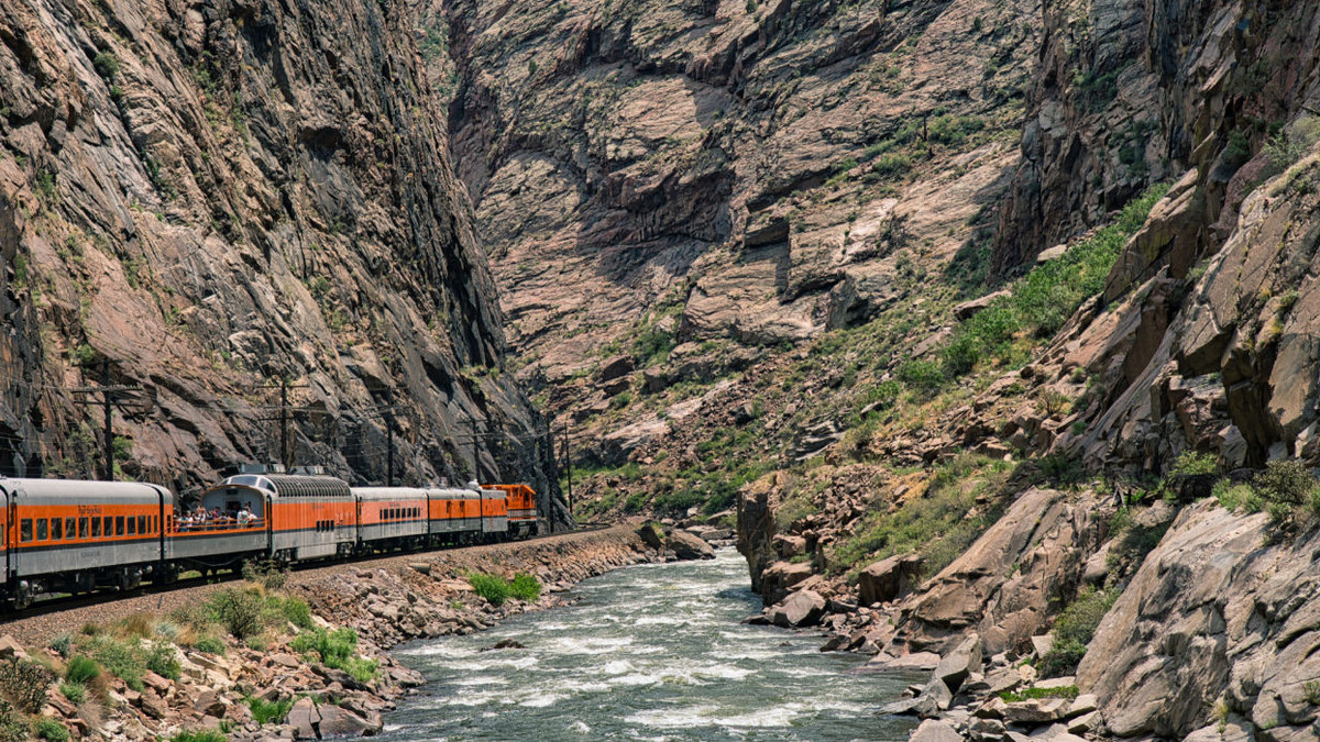 Royal Gorge Rocks A Full Guide For A First-Timers Trip On The Royal Gorge Train