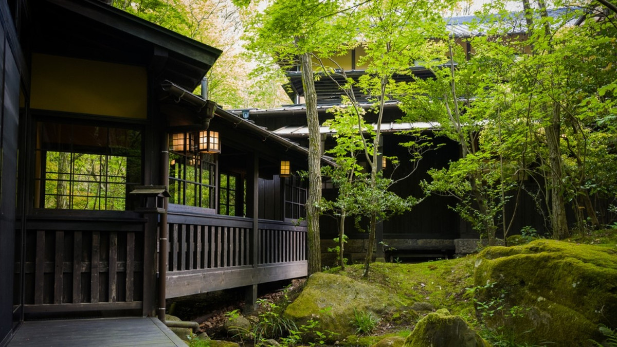 These Are Japan's 10 Most Beautiful Historic Hotels, image size:1200x675