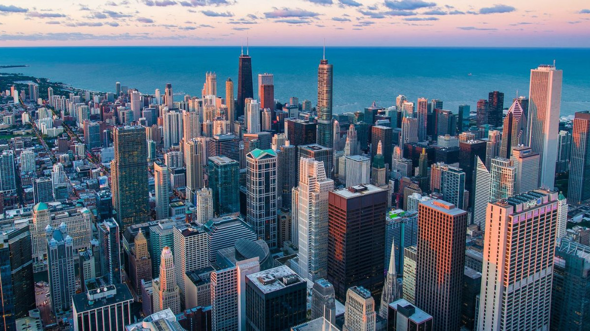 What To Do In The Windy City: The Ultimate Travel Guide To Chicago