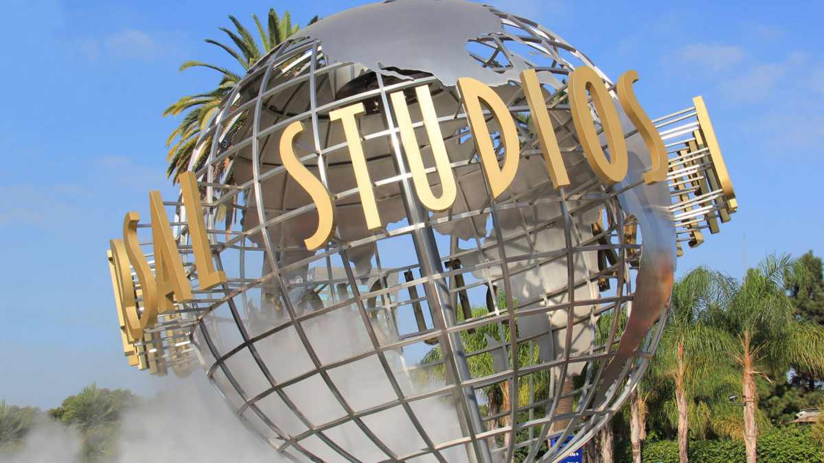 Disney's Biggest Competitor Catches Guests Off Guard With First-Of-Its-Kind 