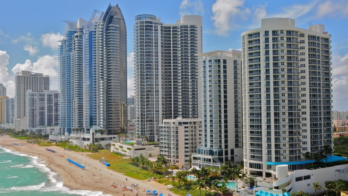 Luxury Hotel Miami Fl.10 Iconic Miami Beach Hotels To Book For The Most Luxurious Art Basel ...