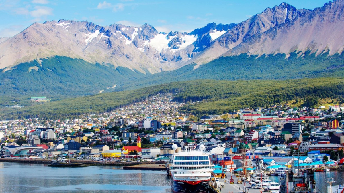 Ushuaia, Argentina: Why You Should Visit The City At The End Of The World