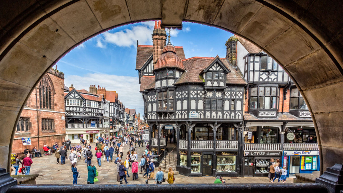 Chester Rows: What To Know Of The English Medieval Shops Built Over ...