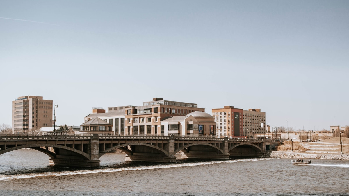 The Ultimate Guide To Grand Rapids & Things To Do - TheTravel