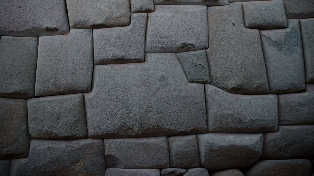 What To Know About The Perfect Inca Walls Of Cusco & How They Were Built