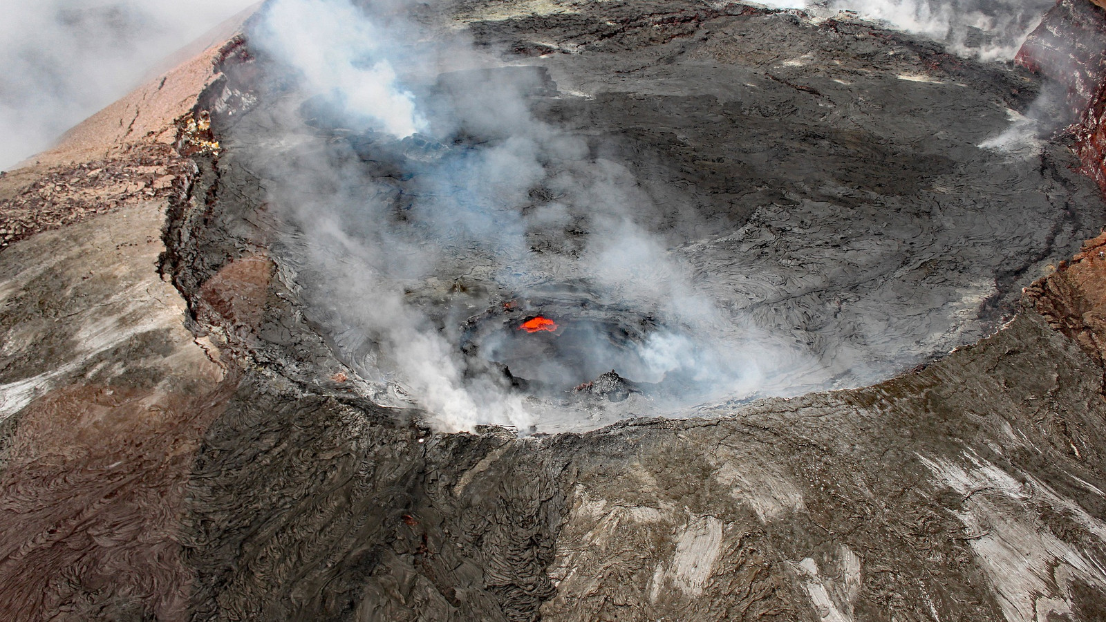 10 Easiest Volcano Hikes You Can Take