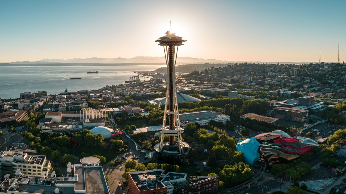 Brew & A View: Where To Find The Best Beer And Views In Seattle
