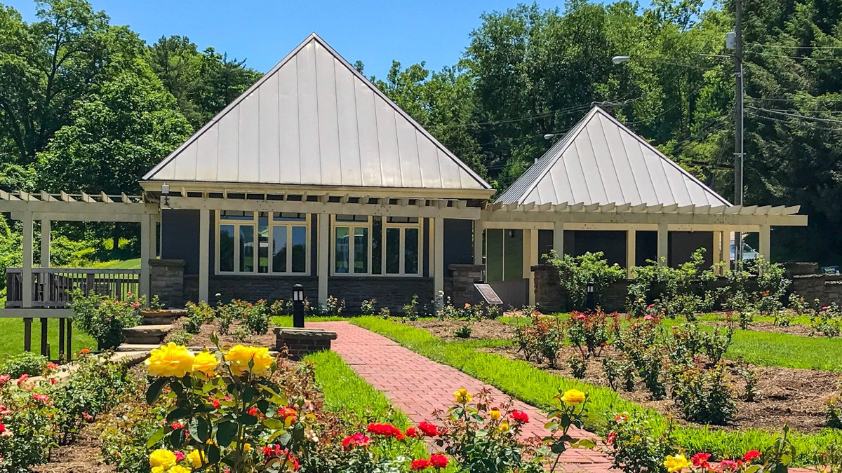 8 Things To Do In Huntington: Complete Guide To Exploring West ...