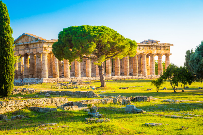 10 Stunning Roman Ruins To Discover In And Around Naples 10 Stunning Roman Ruins To Discover In And Around Naples