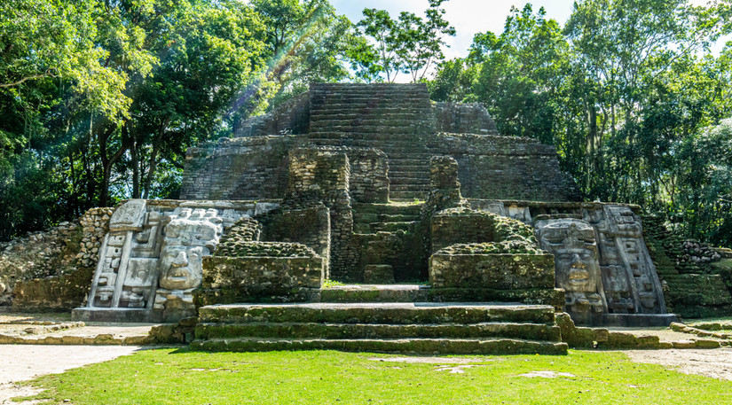 8 Things To Do In Belize City: Complete Guide To This Stunning Port City
