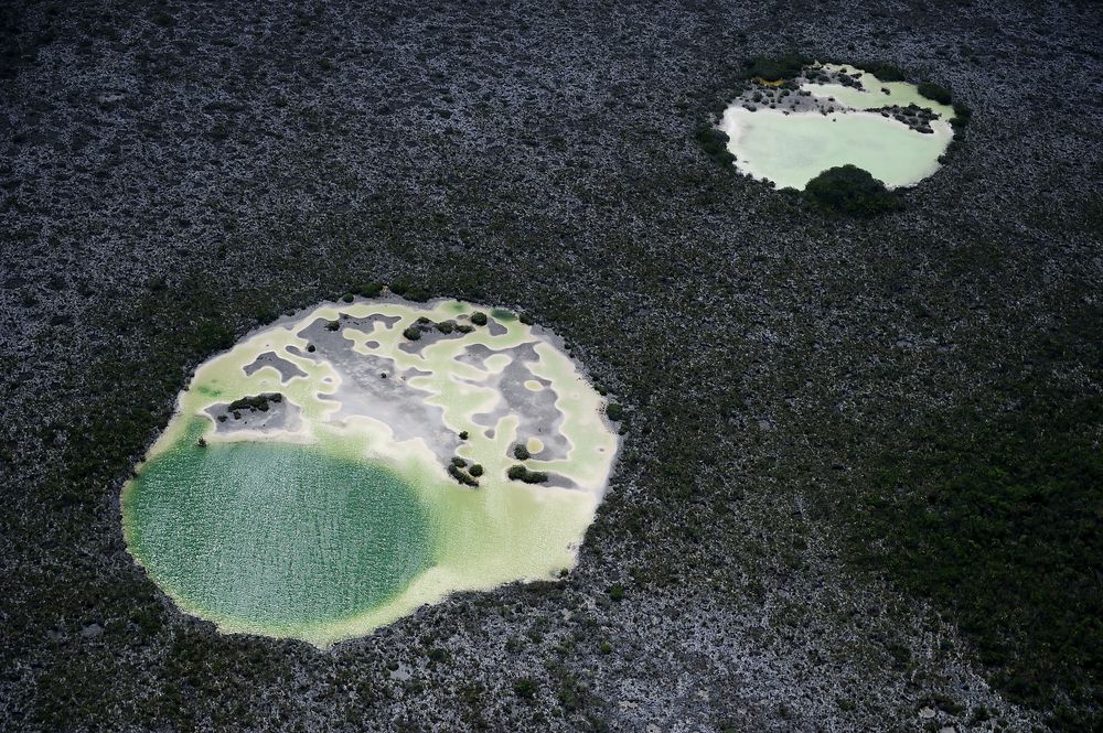 Blue holes in Andros Islands, Bahamas