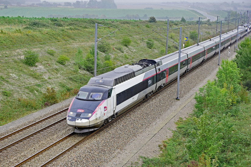 10 Fastest High-Speed Trains Around The World