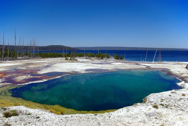 10 Best Hot Springs You Can Find In Yellowstone National Park