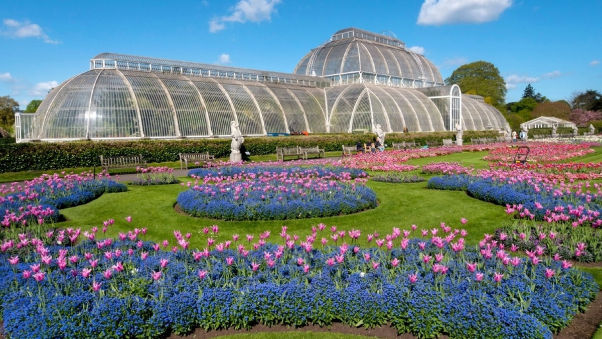 Most Beautiful London Rodes 10 Most Beautiful London Gardens That Offer A Serene And Picturesque ...