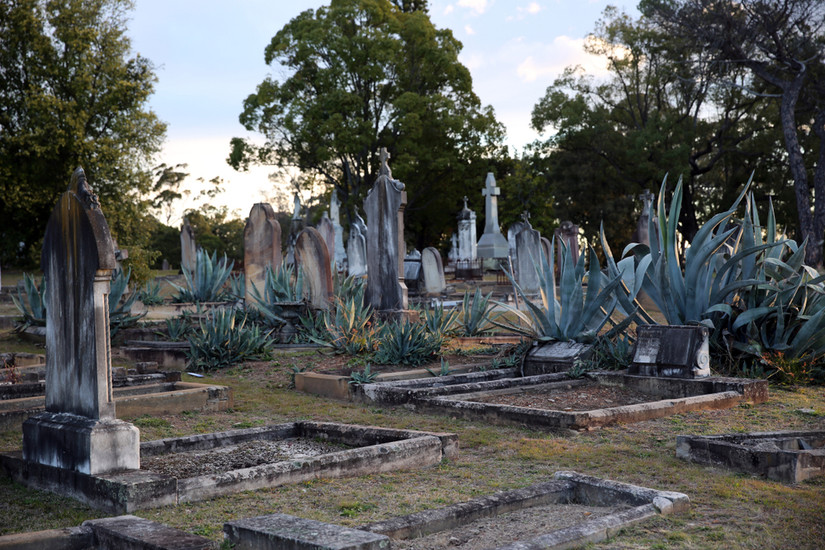 Creep City: 10 Largest Cemeteries In The World That Will Make You Feel ...