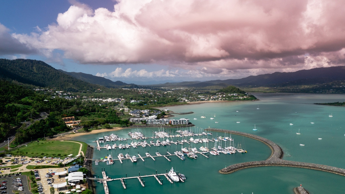The Top 10 Airlie Beach Day Trips | Syd Abroad, image size:1200x675