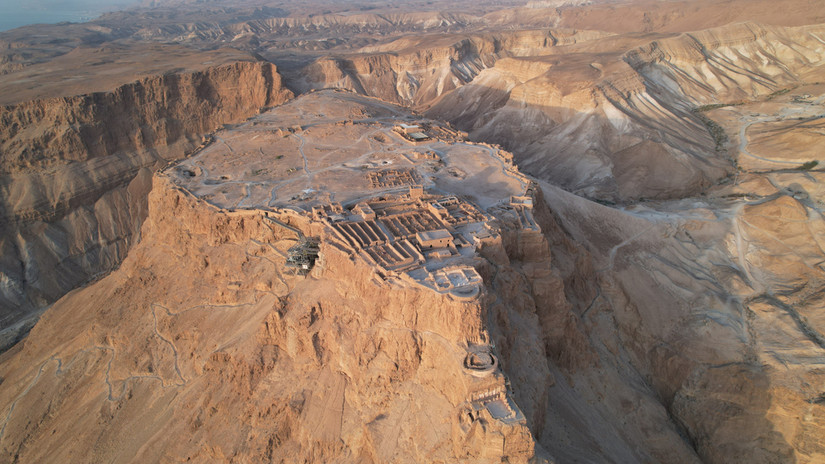 イスラエル滞在中に探索すべき10の偉大なローマ遺跡は次のとおりです - 世界の顔