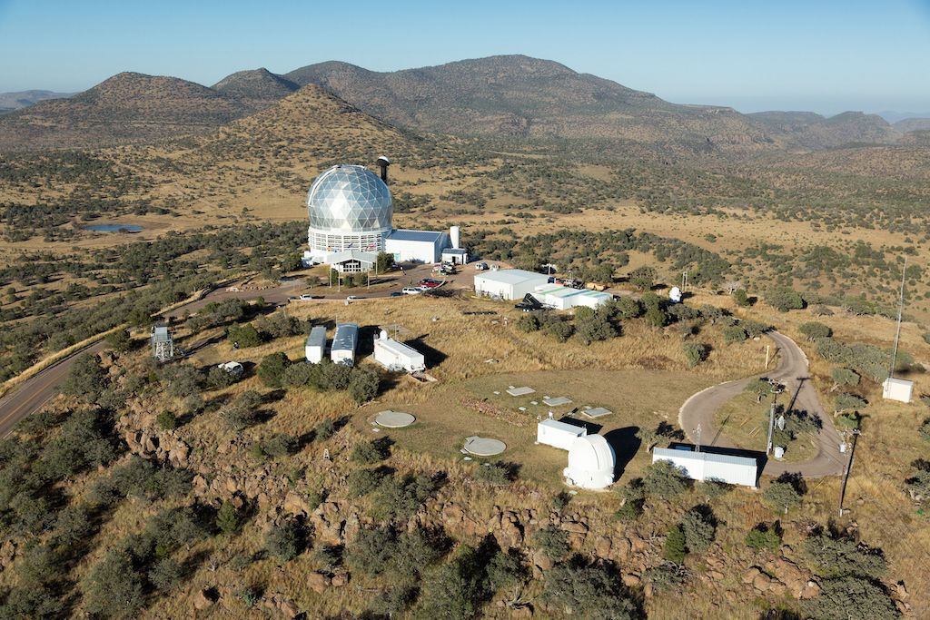 This Scenic Texas Road Trip Has A Museum, Hikes, & An Observatory