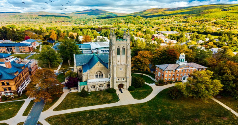 10 Most Affordable Towns To Visit In New England During The Fall