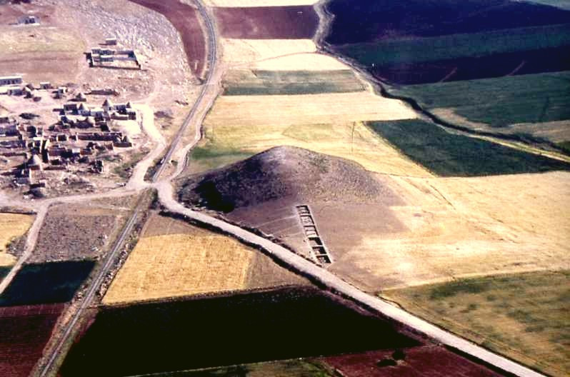 These 18 Ancient Ruins Are The Oldest In The World