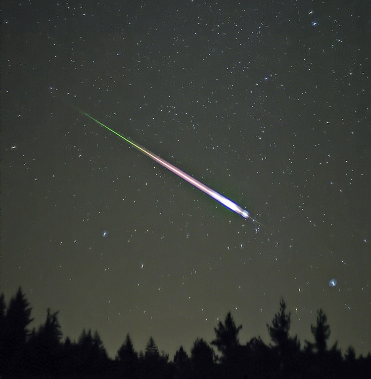 10 Best Meteor Showers Around The World & Where To Watch Them