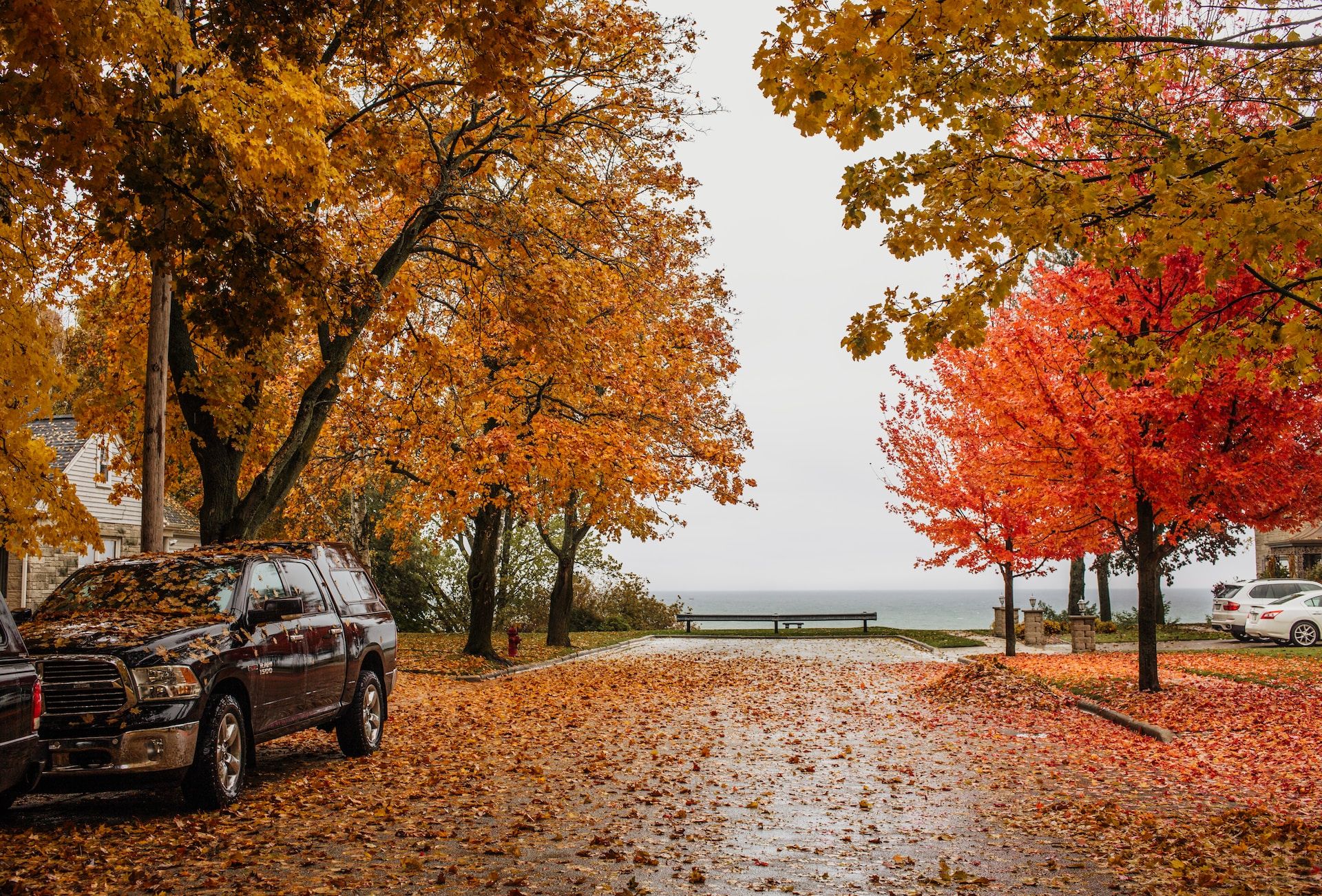 7 Amazing Fall Weekend Vacations To Take Near The Great Lakes This Year