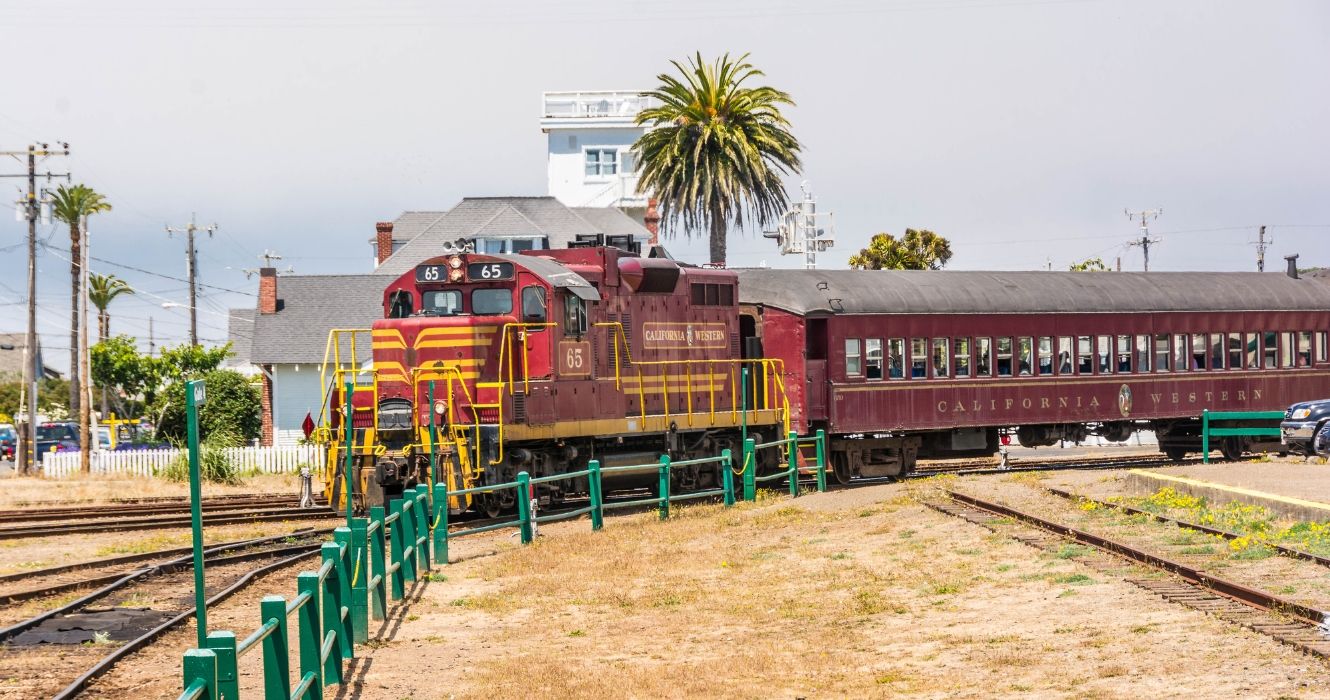 7 U.S. Trains That Aren't Amtrak, But Offer Affordable Scenery