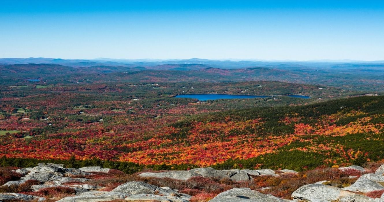 7 Best Fall Foliage Hikes In New Hampshire In 2024