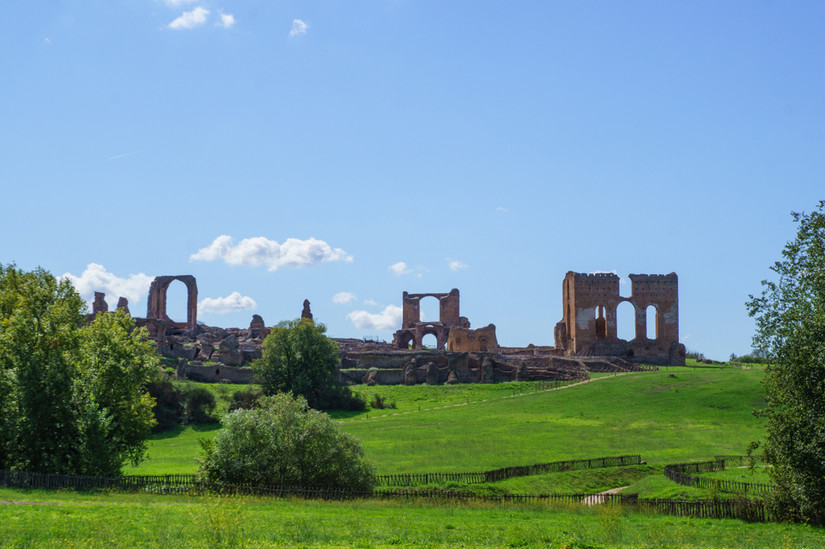 Walk Along The Appian Way & Discover The Lavish Roman Villa Of The ...