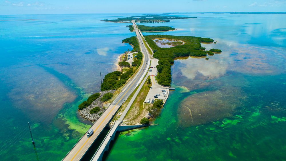 7 Scenic Islands In The Florida Keys To Retire