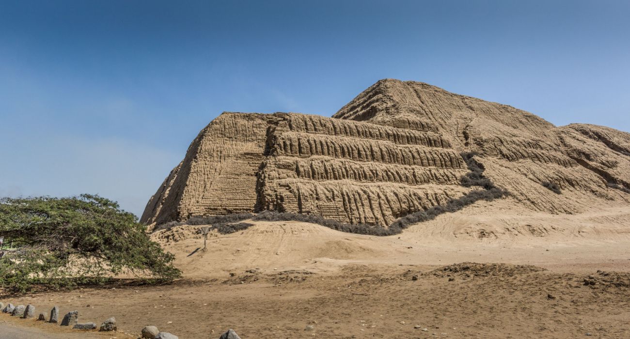 Temple of the Sun Perú: Discover The Largest Mud-Brick Pyramid Of