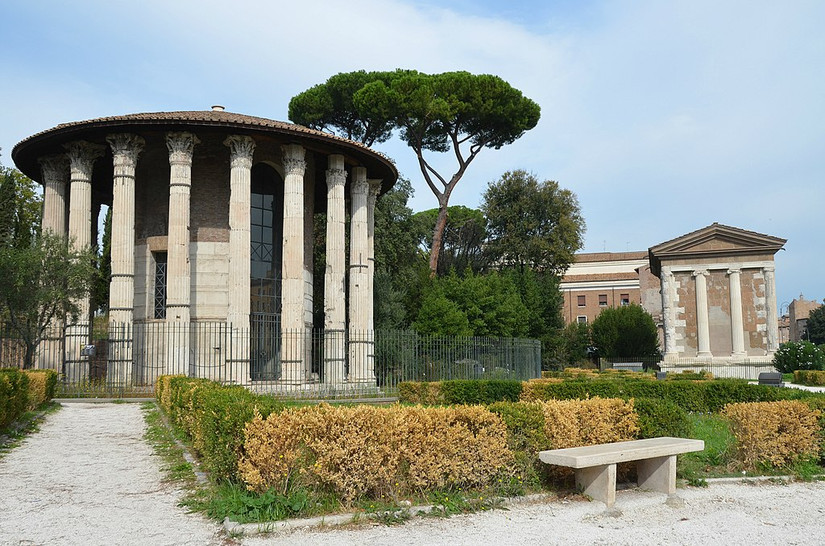 Here's What To Know About This Historic Ancient Roman Temple in Rome