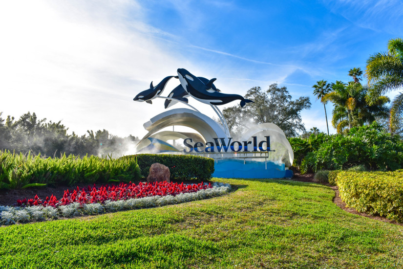 Panoramic view of Seaworld sign in International Drive area, Orlando, Florida
