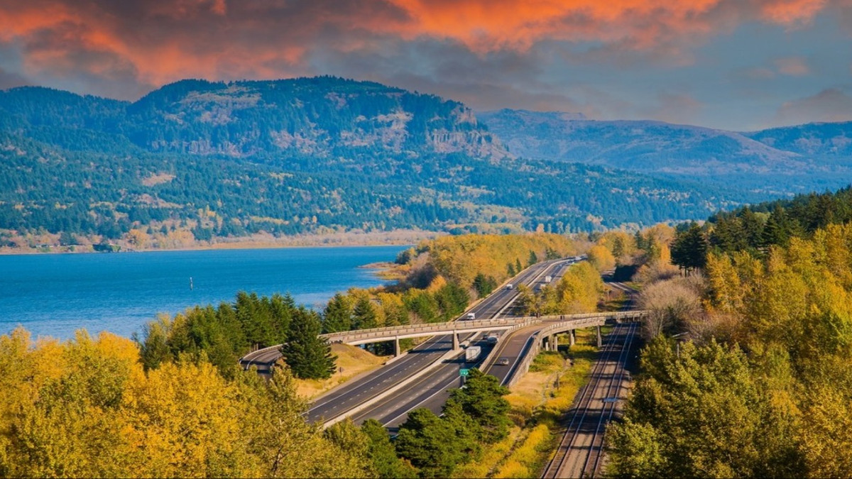 America's Oldest Historic Route Is Also One Of The West Coast's