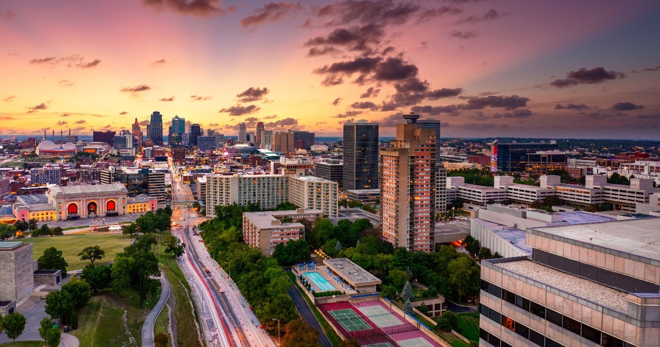 Wheelchair Accessible Kansas City: Your Ultimate Travel Guide, image size:1330x700