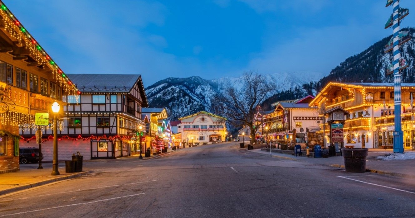 This Small Mountain Town Is America's Best Place To Visit For Christmas