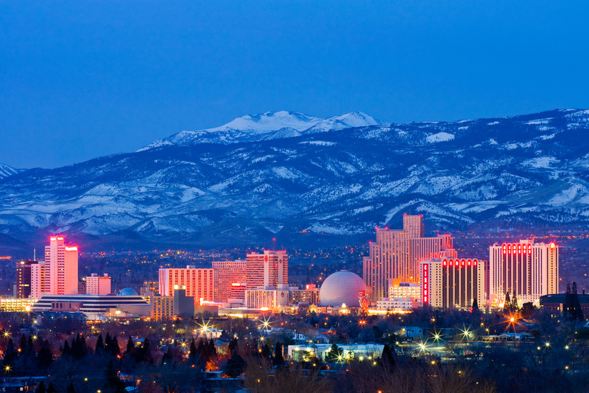 Take This Scenic West Coast Train Trip For Cheap