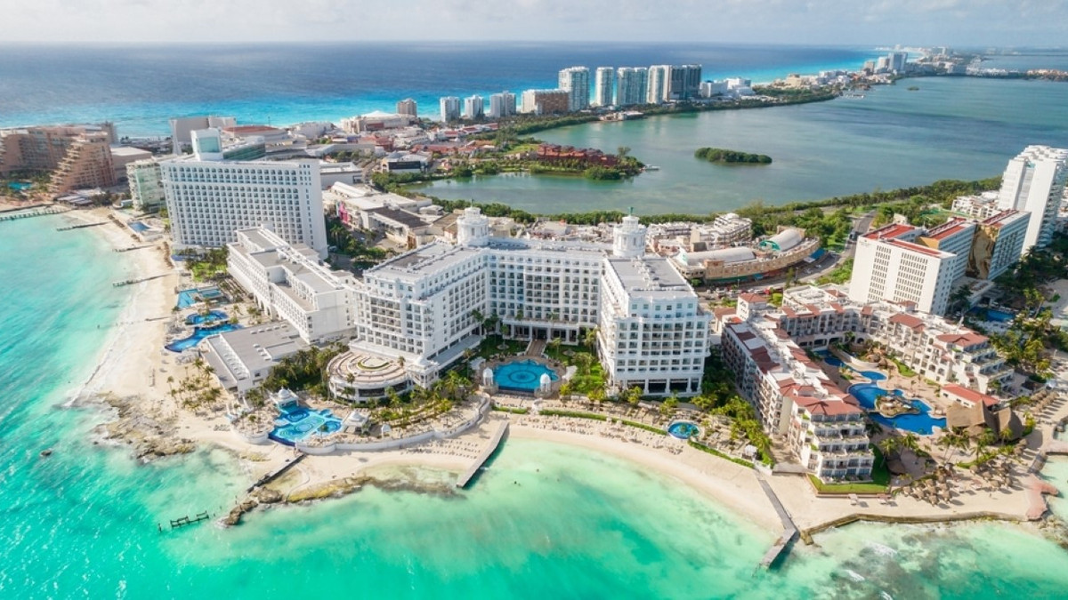 Hidden Beach Resort - Au Naturel Club - Riviera Maya | STSVacations, image size:1200x675