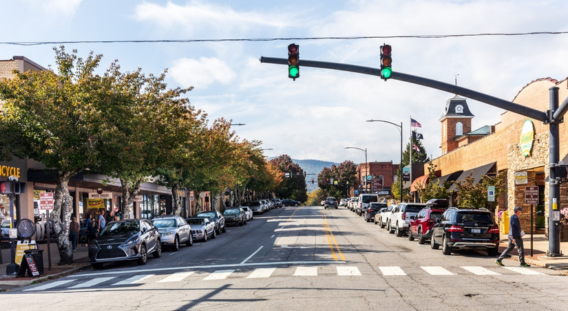 10 Affordable Towns To Retire In The Blue Ridge Mountains