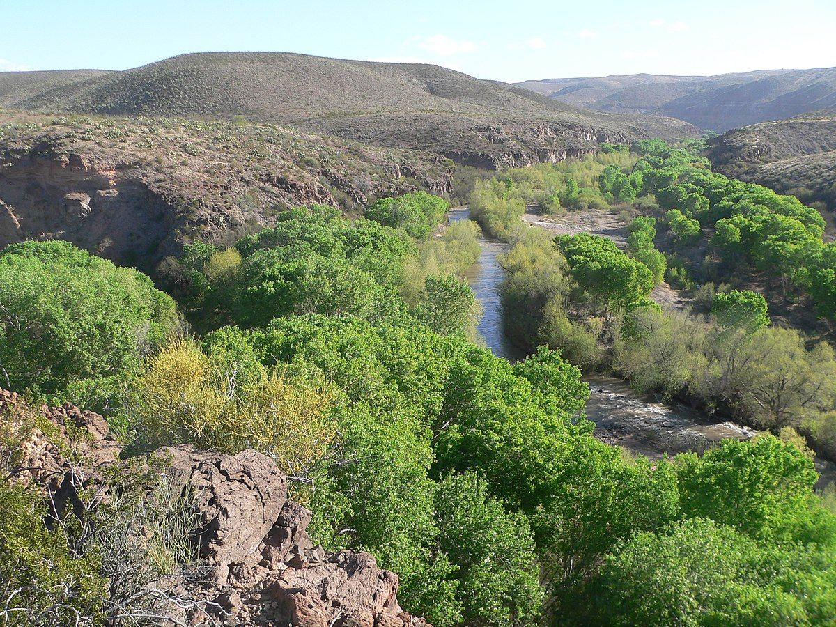 8 Off-The-Grid Arizona Towns For Nature Lovers