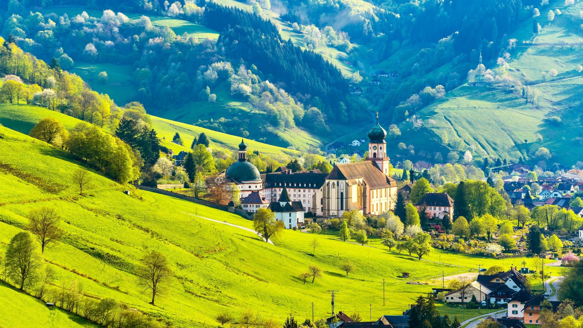 Besides The Alps, These Are The 9 Biggest Mountain Ranges In Europe