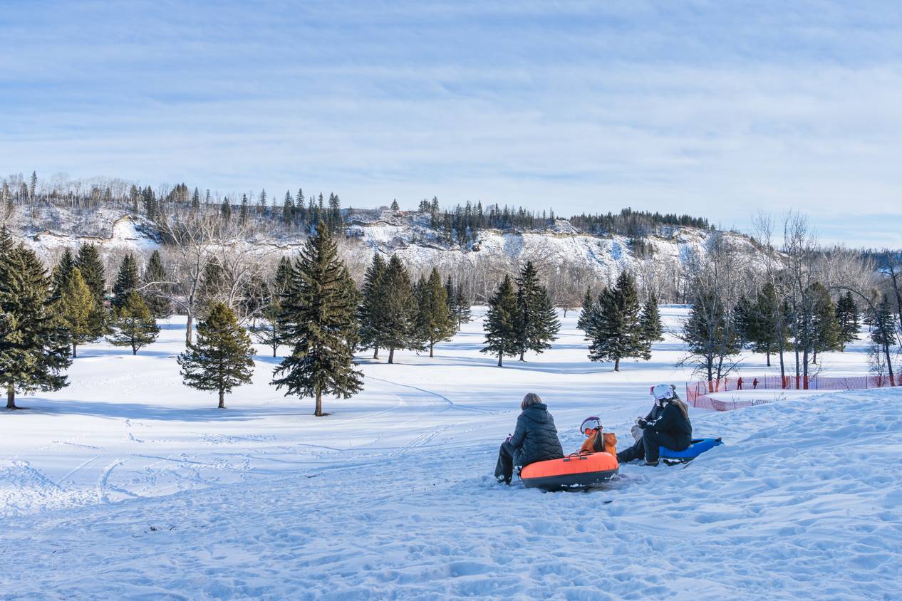 Devon Ab 18 Beautiful Towns In Alberta That Give Banff A Run For Its Money