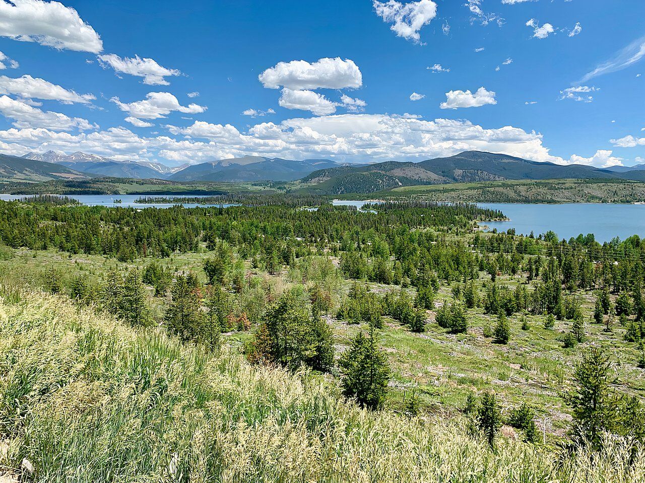 7 Beautiful Colorado Mountain Towns That Are Better In Summer