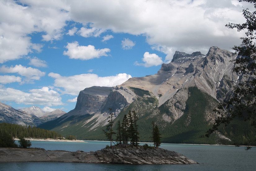 Lake Minnewanka With Mountains